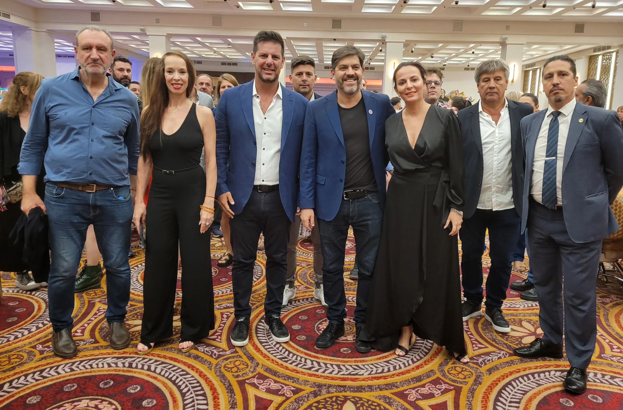 Autoridades en Casino Central