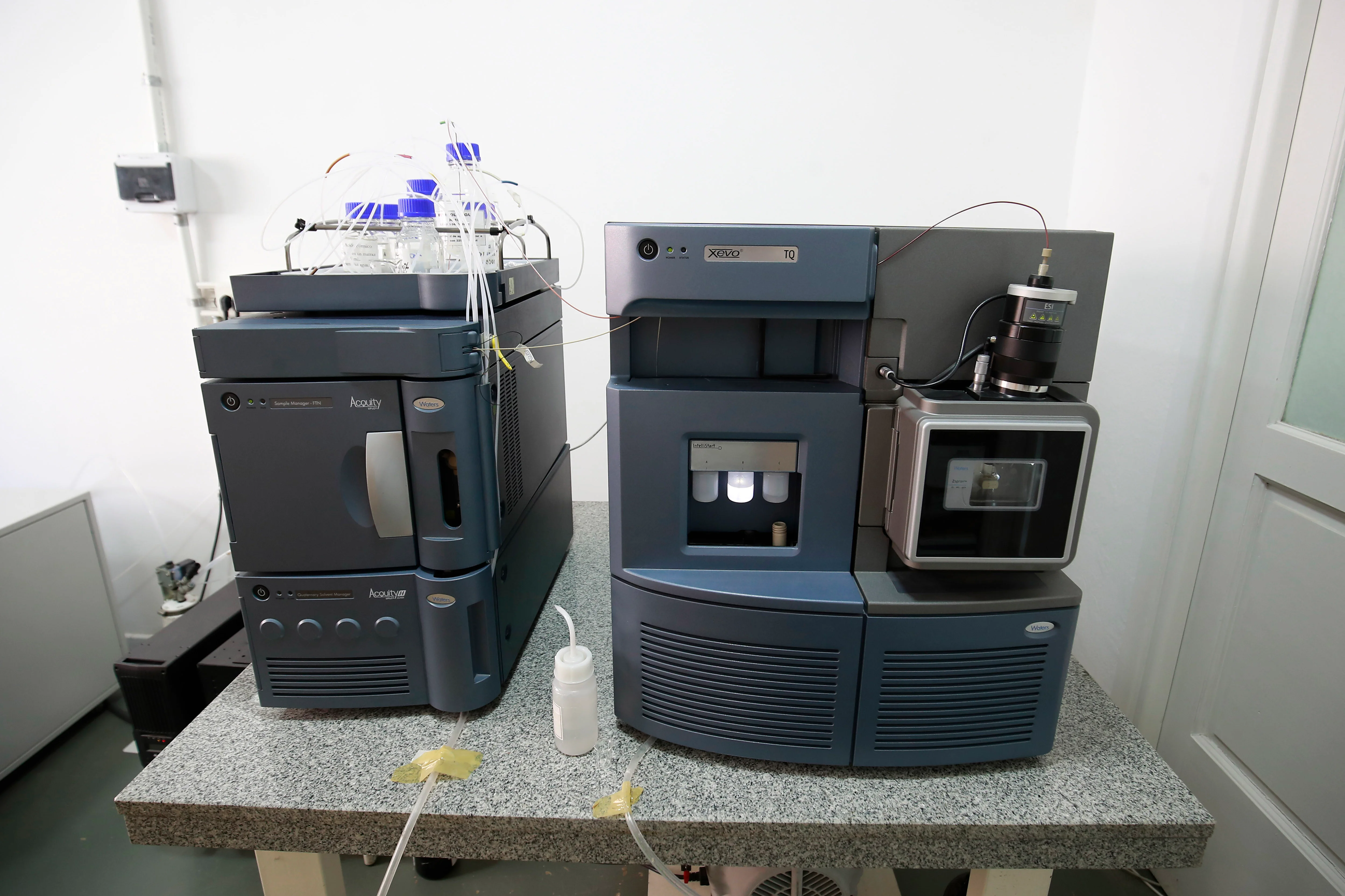 Equipamiento del laboratorio 